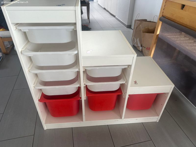 2 ikea-Möbel in Wettingen abzuholen