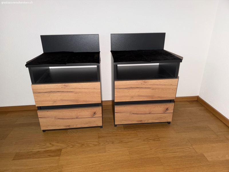 2 Nachtische Super Zustand