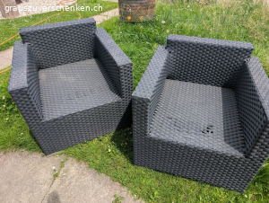 2 Rattansessel (ohne Sitzkissen)