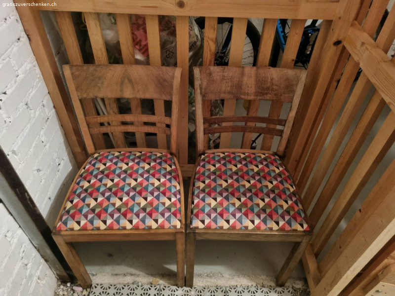 2 Stühle