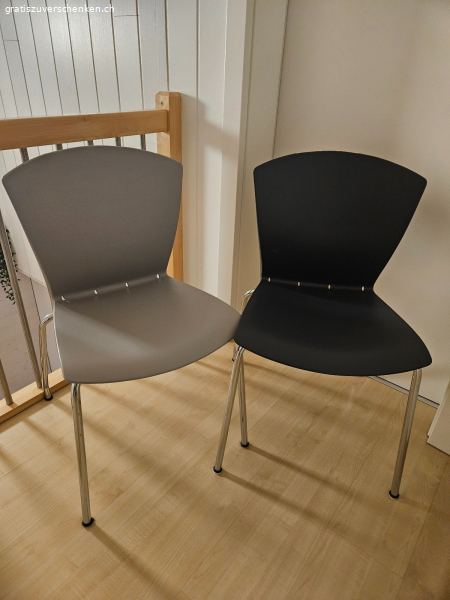 2 Stühle