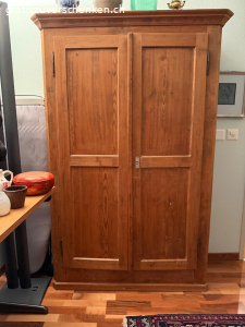 2-türiger Schrank