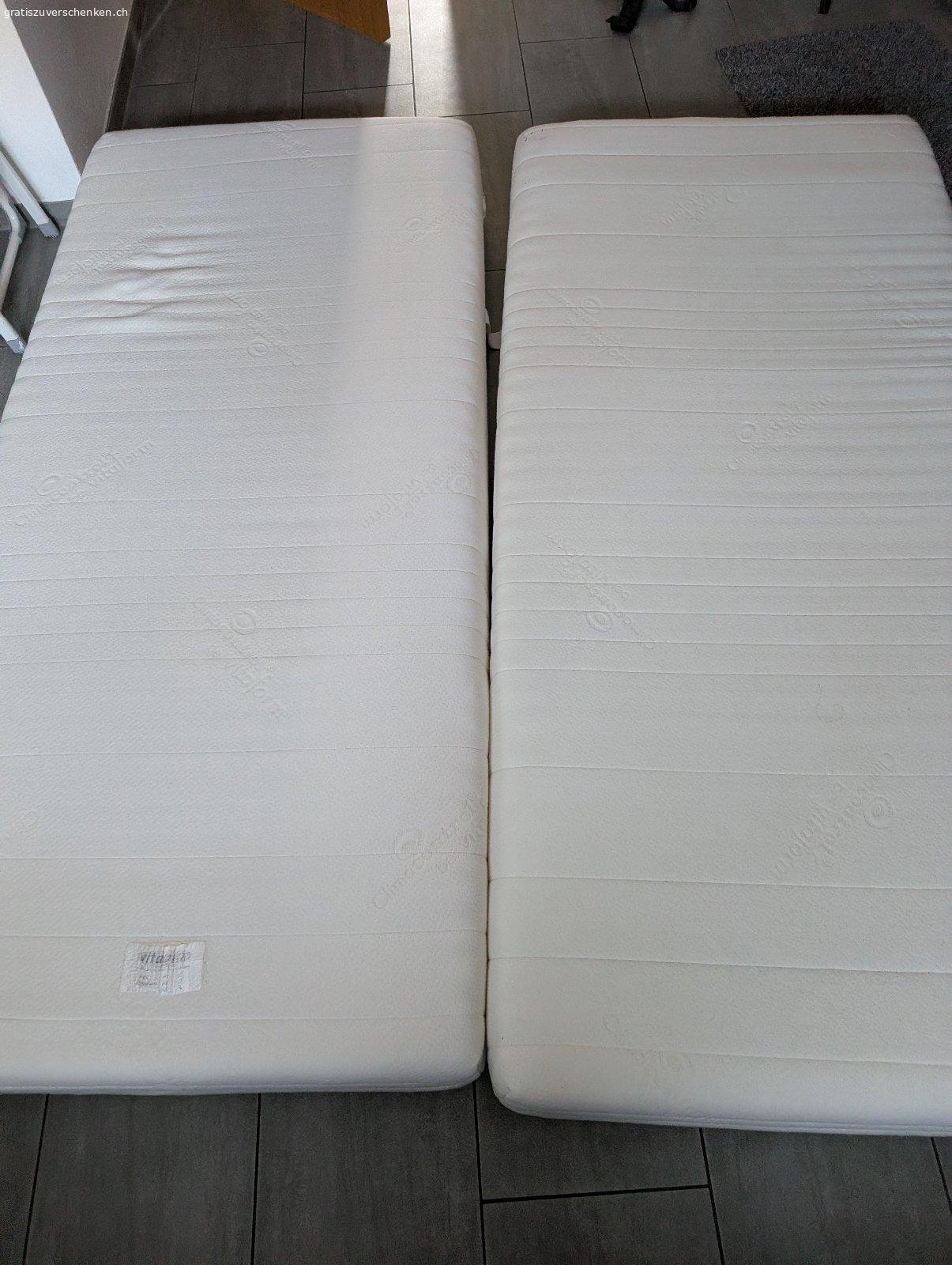 2xsaubere Matratzen 90x 200. 2 saubere ohne Defekt, Matratzen 90x200cm