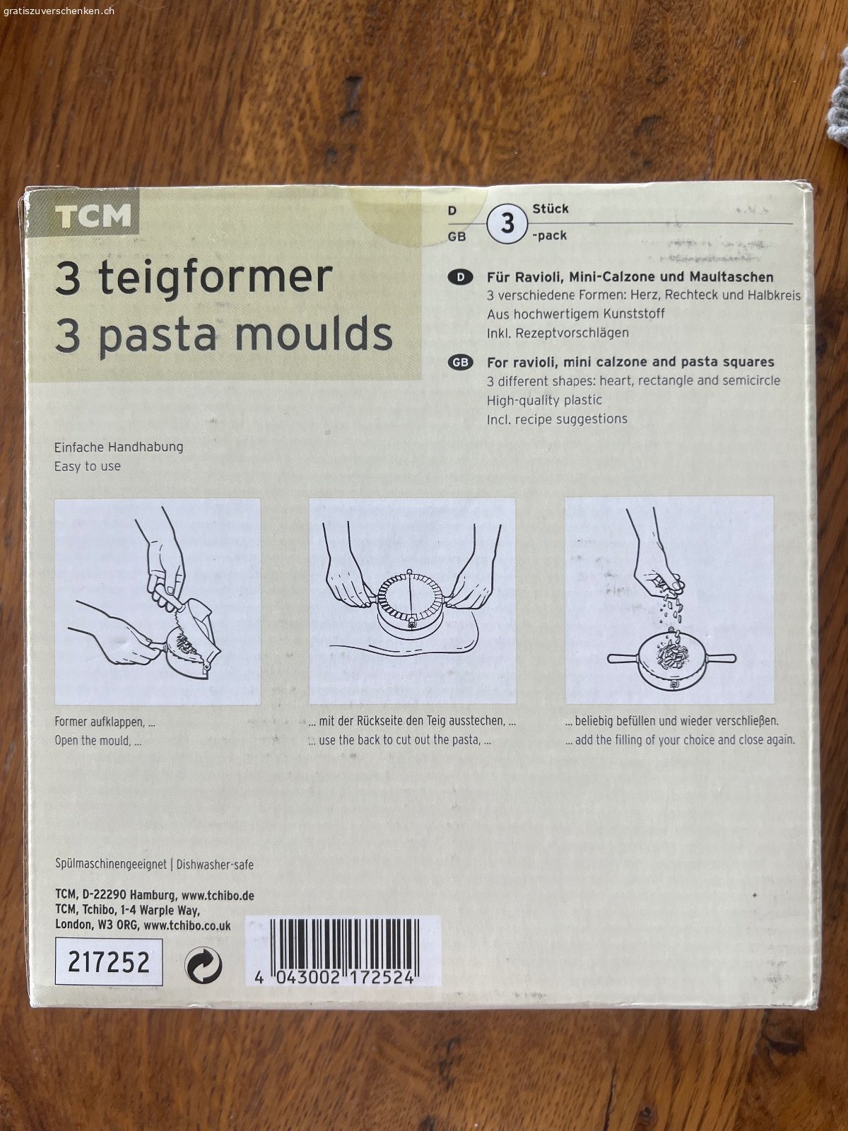3 Pasta-Teigformer TCM. Ungeöffnet. Werden gegen Übernahme der Versandkosten gerne auch verschickt. :)