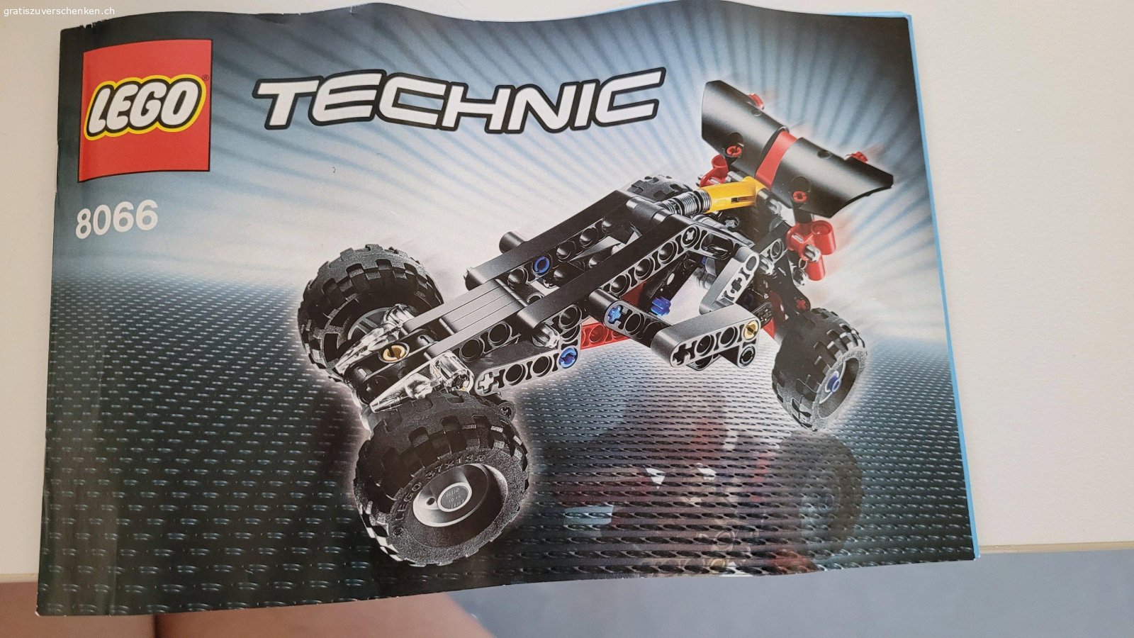 4 Lego Technik Sets. Siehe Fotos
nur teilweise wieder auseinandergebaut.