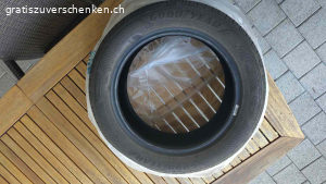 4 X Sommerpneus 195/ 55 R16 91V (ohne Felgen). Von einem Fiat 500e. Ca. 10000km. Profil tiefe: 5-5,5mm