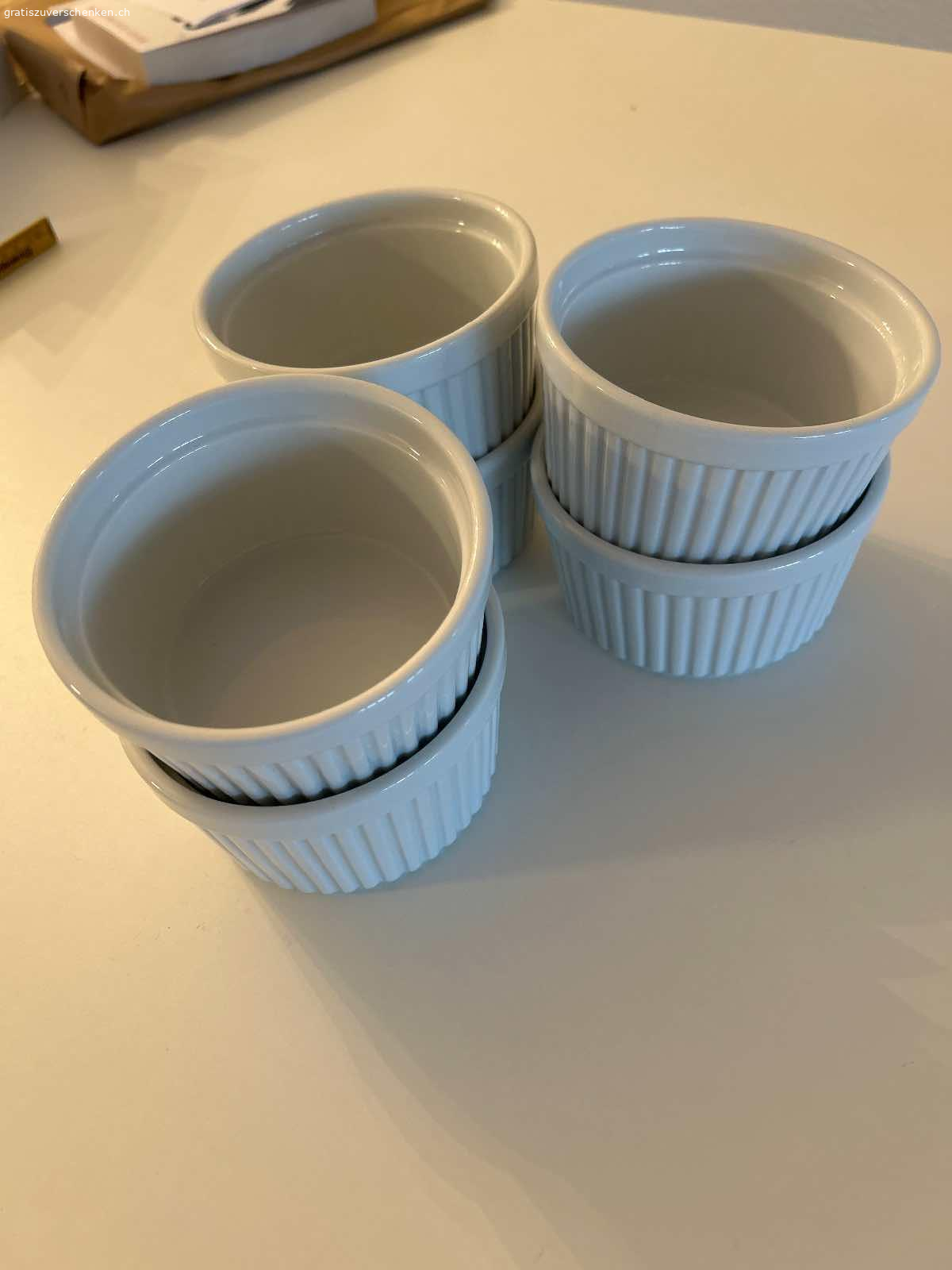 6 Soufflé / Backformen. Durchmesser 12cm
Höhe 7cm