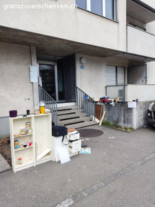 alles mögliche,hegenheimer220,bs. sanierung, sachen nid lager..viel weg,bis ende monat,so-di&mi-do,immer mal neu aus allen qualis&kat.
pms gern an mail…
specials, max8½h res.,möbel in2.demontiert lift,no tools)
für boozze,a-z,id mitneh oder wie^25 aussehn..phu, 256zei..