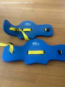 aqua jogging. 2  fast ungebrauchte aquajogging gürtel für gymnastik im schwimmbad