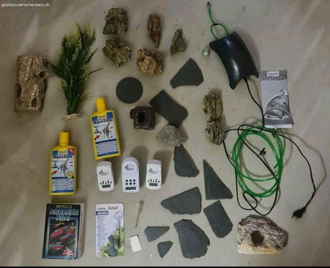 Aquariumzubrhör. Diverses Aquariumzubehör abzugeben. Kann je nach Grösse und Gewicht auch versendet werden.