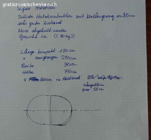 Ausziehbarer Tisch aus Holz zu verschenken