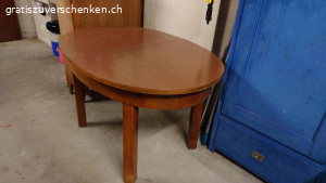 Ausziehbarer Tisch aus Holz zu verschenken