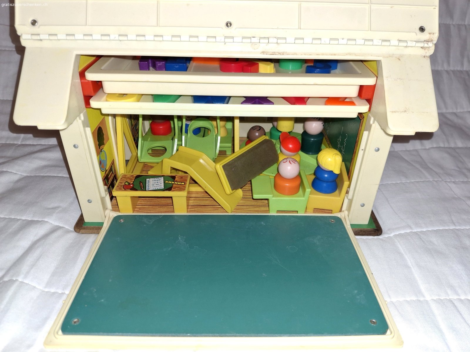 Autogarage und Schule. Fisher Price, gebraucht