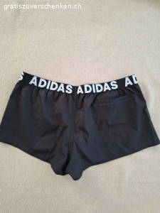Badehose kurz. kurze Badehose mit Hosentasche hinten