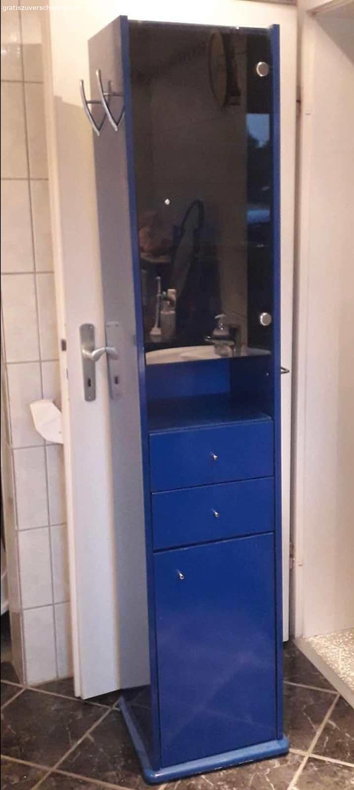 Badezimmerschrank zu verschenken. Badezimmerschrank zu verschenken