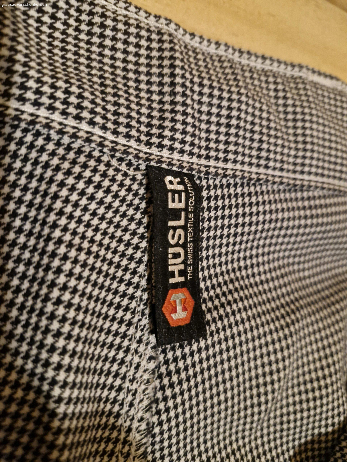 Bäcker-/ Kochhose. 3 Stk. Bäcker-/Kochhose in Grösse 50. Wurden ein paar cm gekürzt, dies kann rückgängig gemacht werden.
Abzuholen in Bichelsee