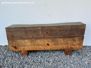 Bänkli. Infolge Haushaltauflösung:
Bänkli: 100 x 30 x 43