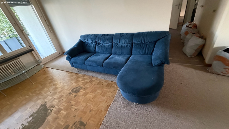 Blaues Sofa 230x 1,2m zu verschenken