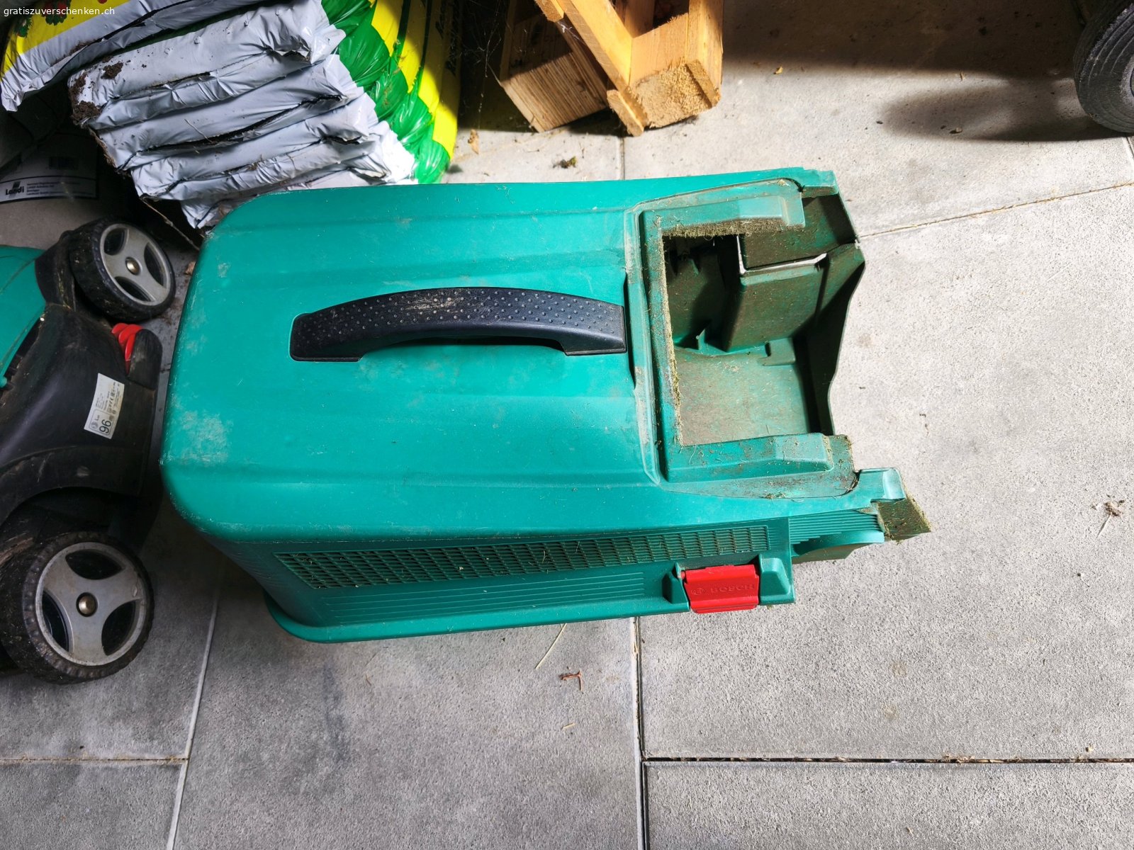 Bosch Elektro-Rasenmäher. Funktioniert, gebraucht, mit deutschem Stromanschluss