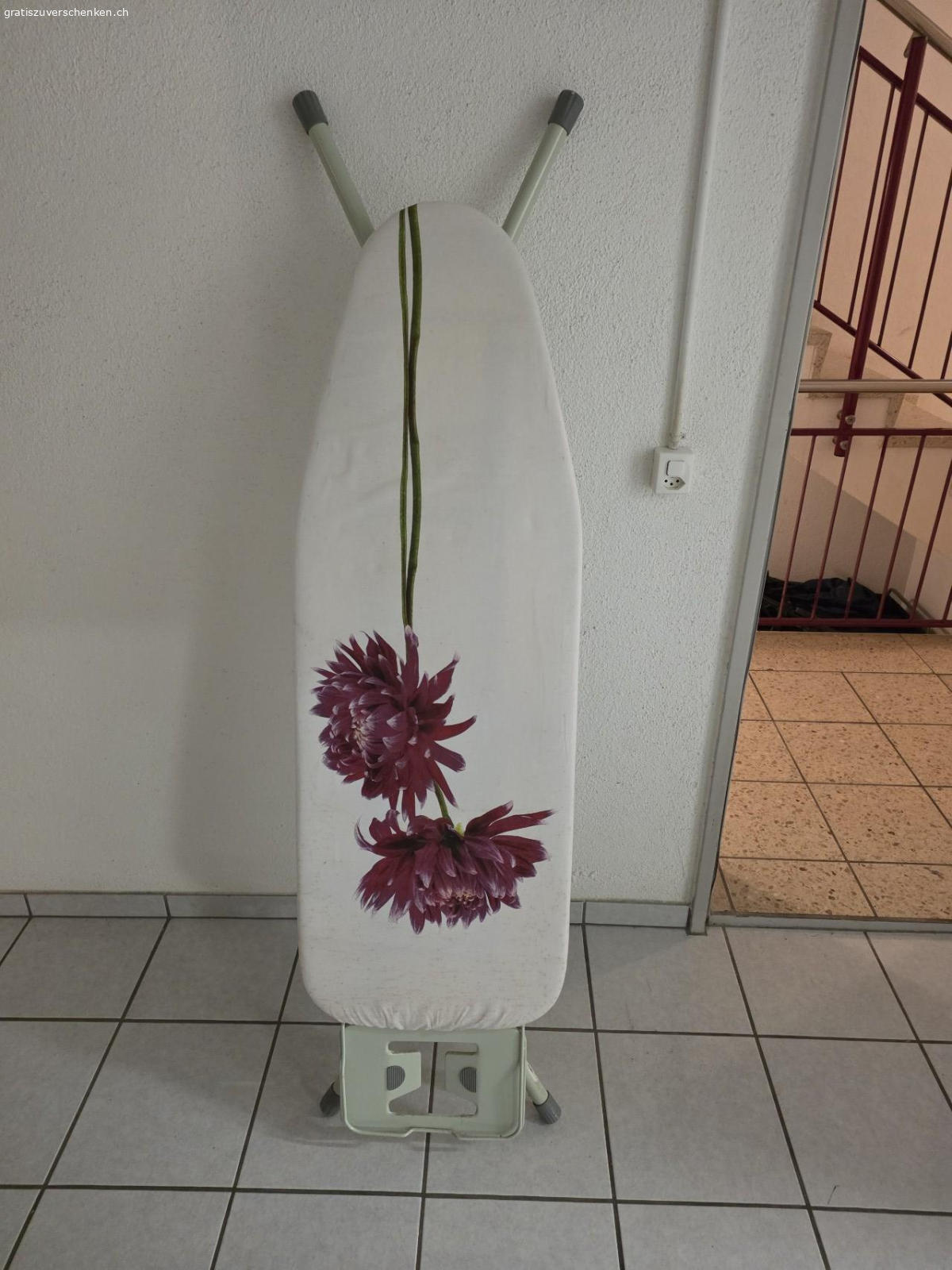 Bügelbrett. Abholen