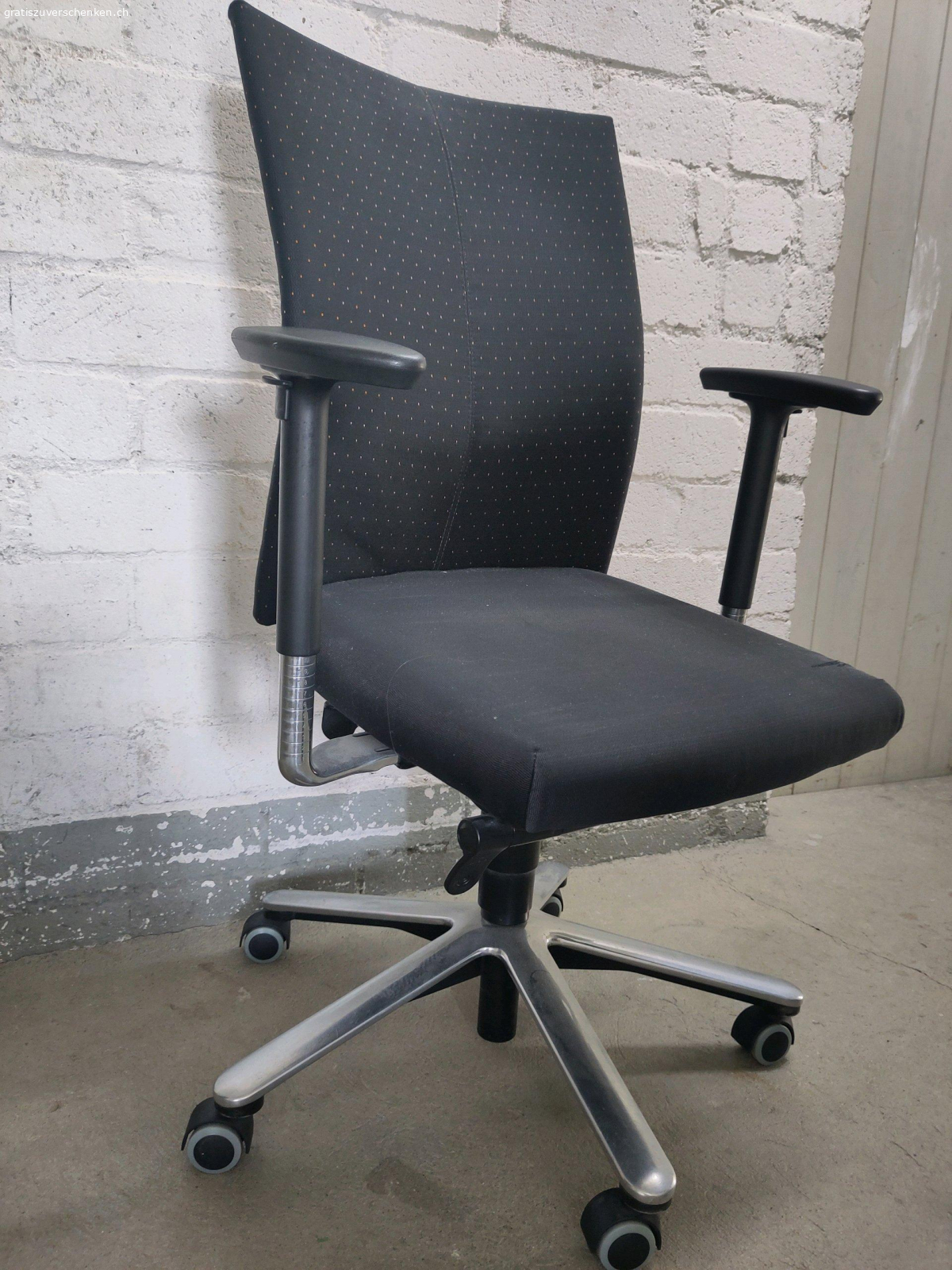 Bürostuhl. Gut erhaltener, komfortabler ergonomischer Bürostuhl
