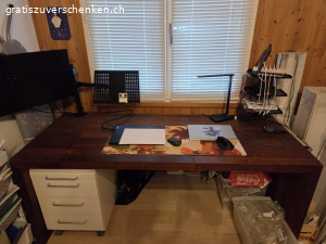 Bürotisch
