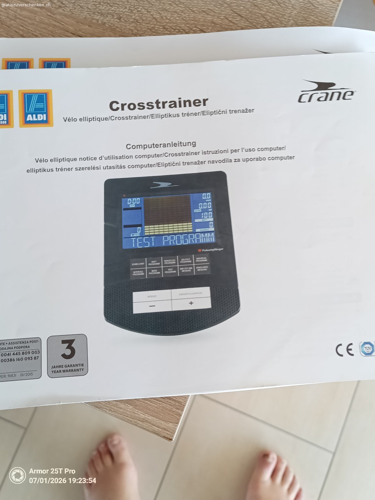 Crosstrainer. zum Verschenken ein Crosstrainer von Aldi Vollelektronisch mit verschiedene Programme