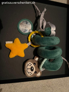 Div. Babyzubehör. Zu verschenken weil unser Kleiner es nicht mehr benötigt.