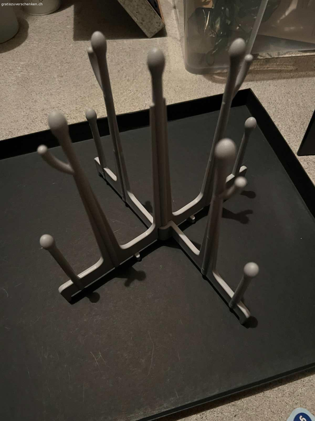 Div. Babyzubehör. Zu verschenken weil unser Kleiner es nicht mehr benötigt.