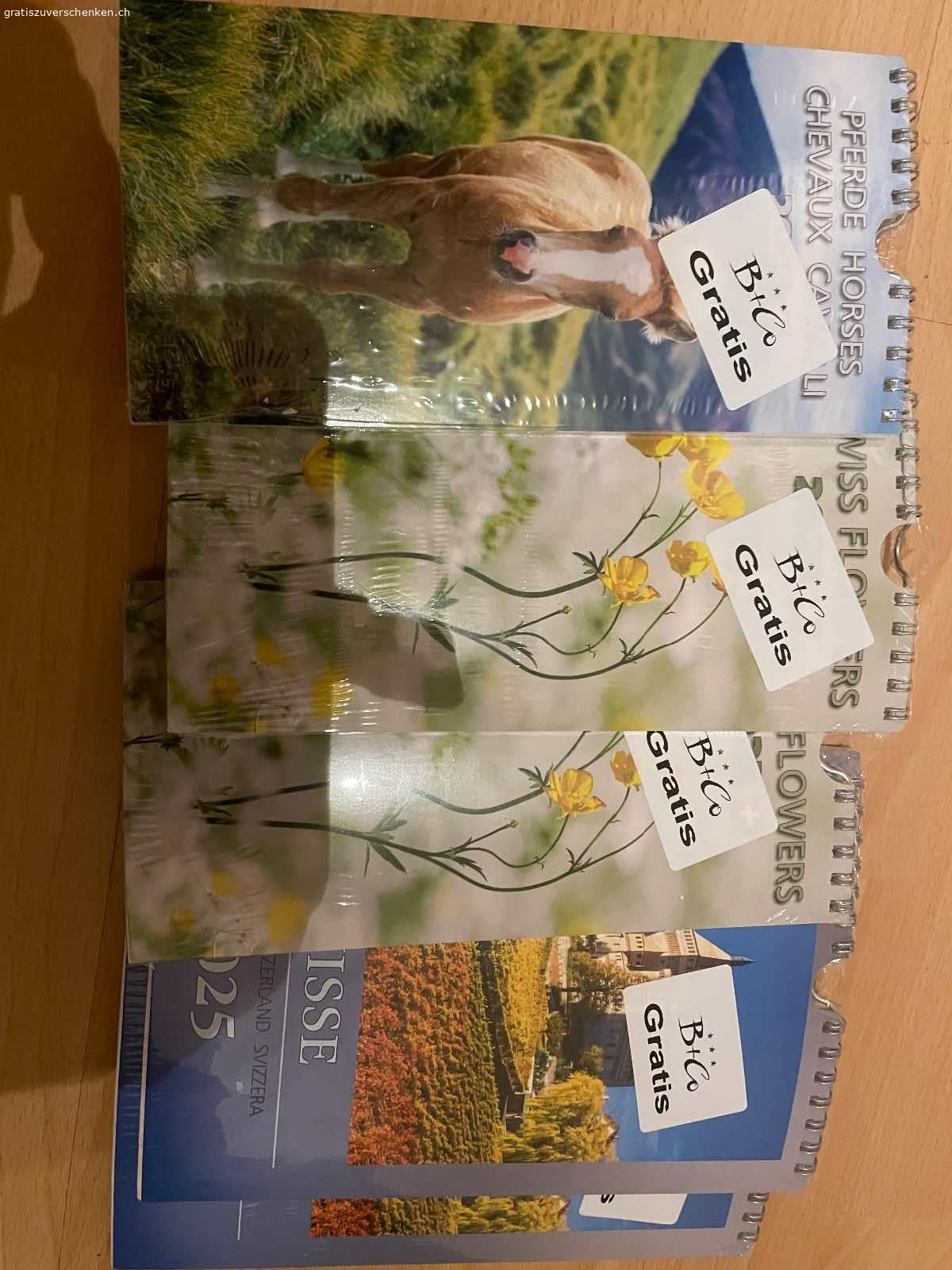 Div Kalender 25. Weitere Fotos Folgen 
Div Kalender 25 Hier Gilt nur das Porto Bezahlen
10.- TWINT inkl Adress Angabe.