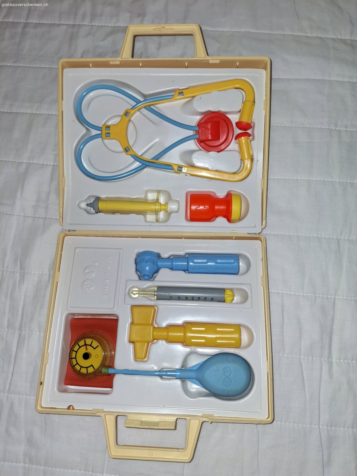 div. Spielzeugköfferli. gebraucht