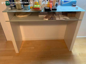 Diverse Möbel Gratis zur Abholung. Im Auftrag von meiner Kundin verschenken wir diverse Möbel. 

Die Möbel können am Samstag, 05. Oktober oder nach Absprache abgeholt werden.
Es kann auch einzelnes abgeholt werden.

Abholung muss selbst organisiert werden. 

Ortschaft: 6331 Hünenberg