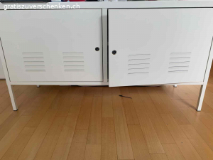 Diverse Möbel Gratis zur Abholung. Im Auftrag von meiner Kundin verschenken wir diverse Möbel. 

Die Möbel können am Samstag, 05. Oktober oder nach Absprache abgeholt werden.
Es kann auch einzelnes abgeholt werden.

Abholung muss selbst organisiert werden. 

Ortschaft: 6331 Hünenberg