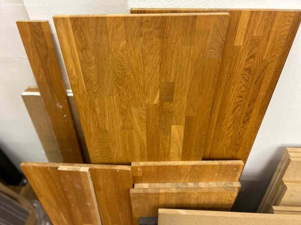 Diverses Holz, Platten und Leisten. Alles auch einzeln abzugeben