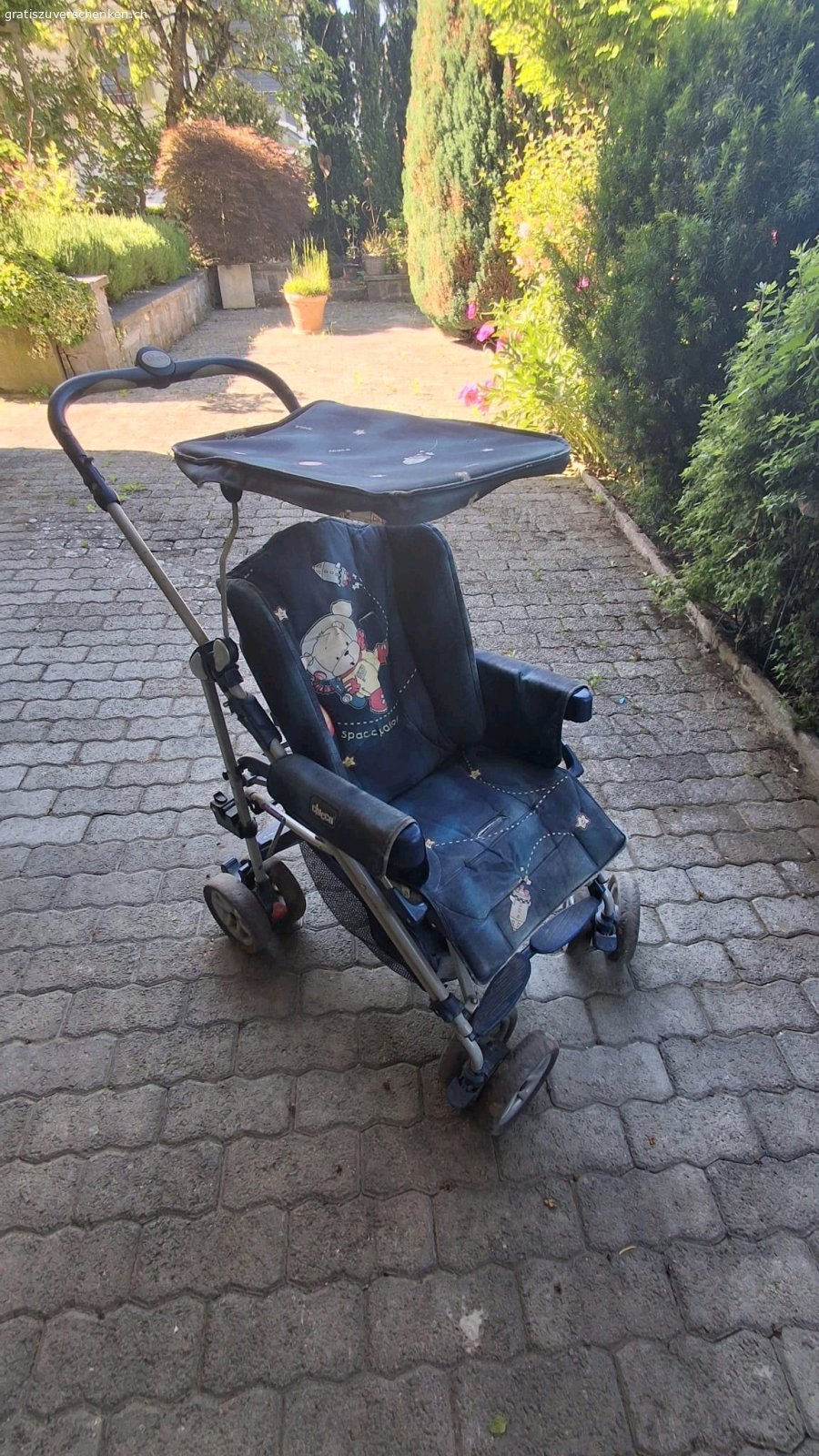 diverses. schwimmflügel 2 paar
paw patrol rucksack
buggy und buggyboard.

MUSS DRINGEND WEG, WEGEN UMZUG!!