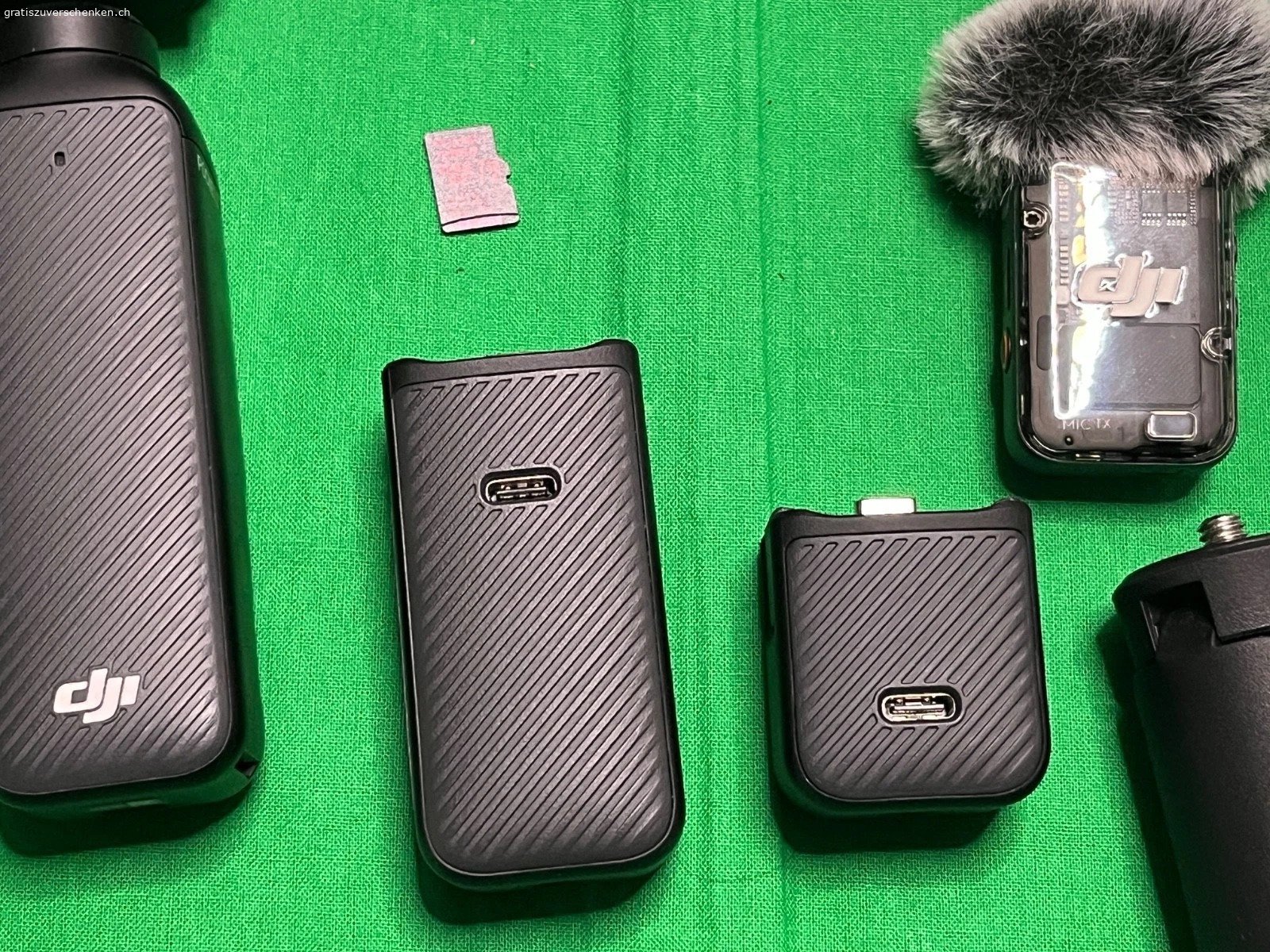 DJI Osmo Pocket 3 Kreativ Combo 4K. DJI Osmo Pocket 3 Kreativ Combo 4K Gimbal-Kamera  Sehr Gu  v.Händler