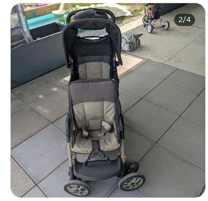 Doppelkinderwagen. Gebraucht, guter Zustand