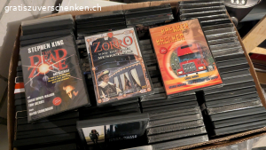 DVD Sammlung. Circa 100 DVDs Grossteil noch Originalverpackt. Nach Absprache in Wetzikon abzuholen.