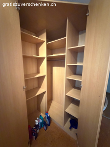Eckkleiderschrank Holzoptik
