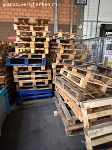 Einwegpaletten gratis abzugeben