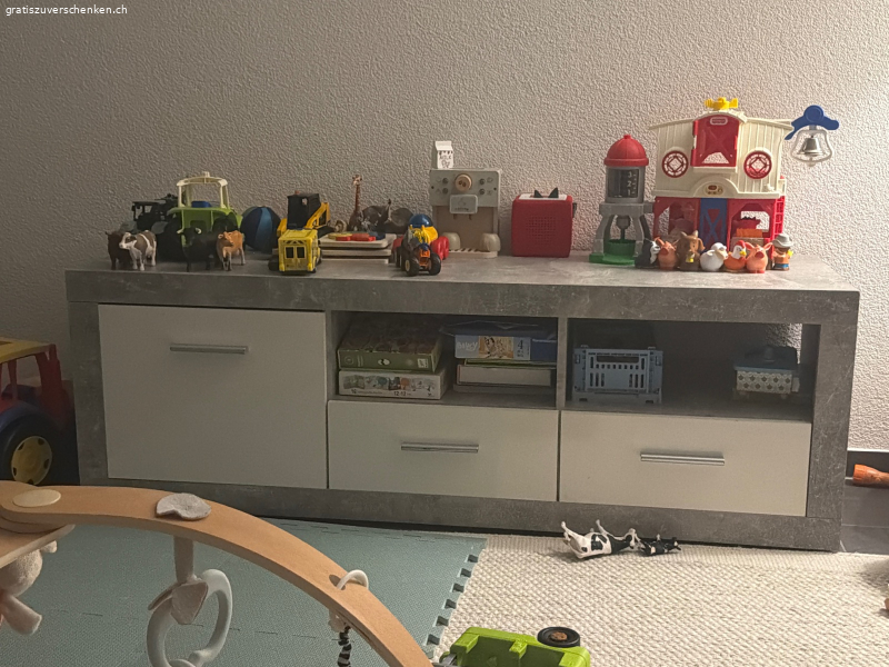 Fehrnsehen-Möbel, Kinder-Möbel