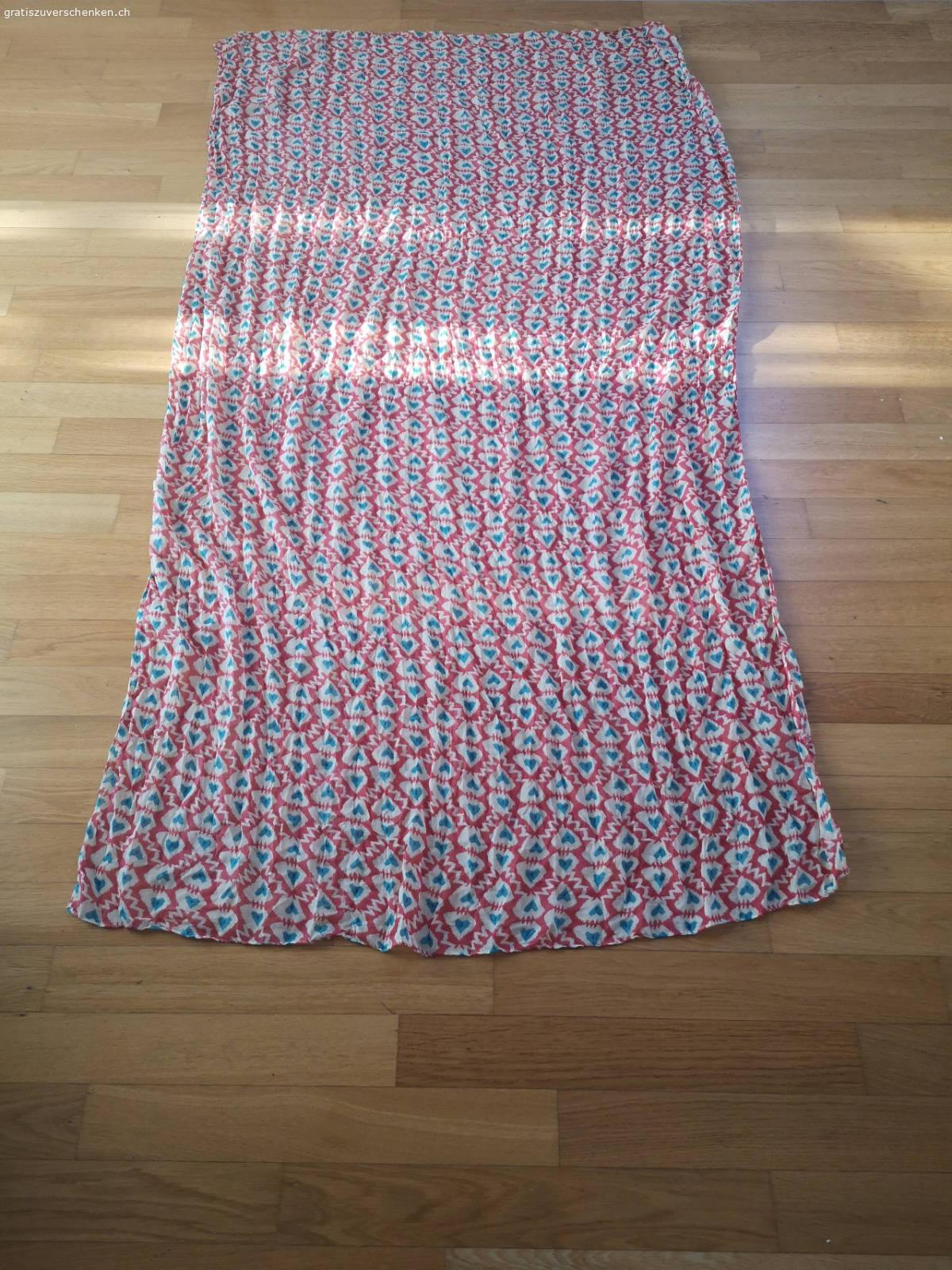 Foulard zu verschenken. Schönes leichtes Foulard