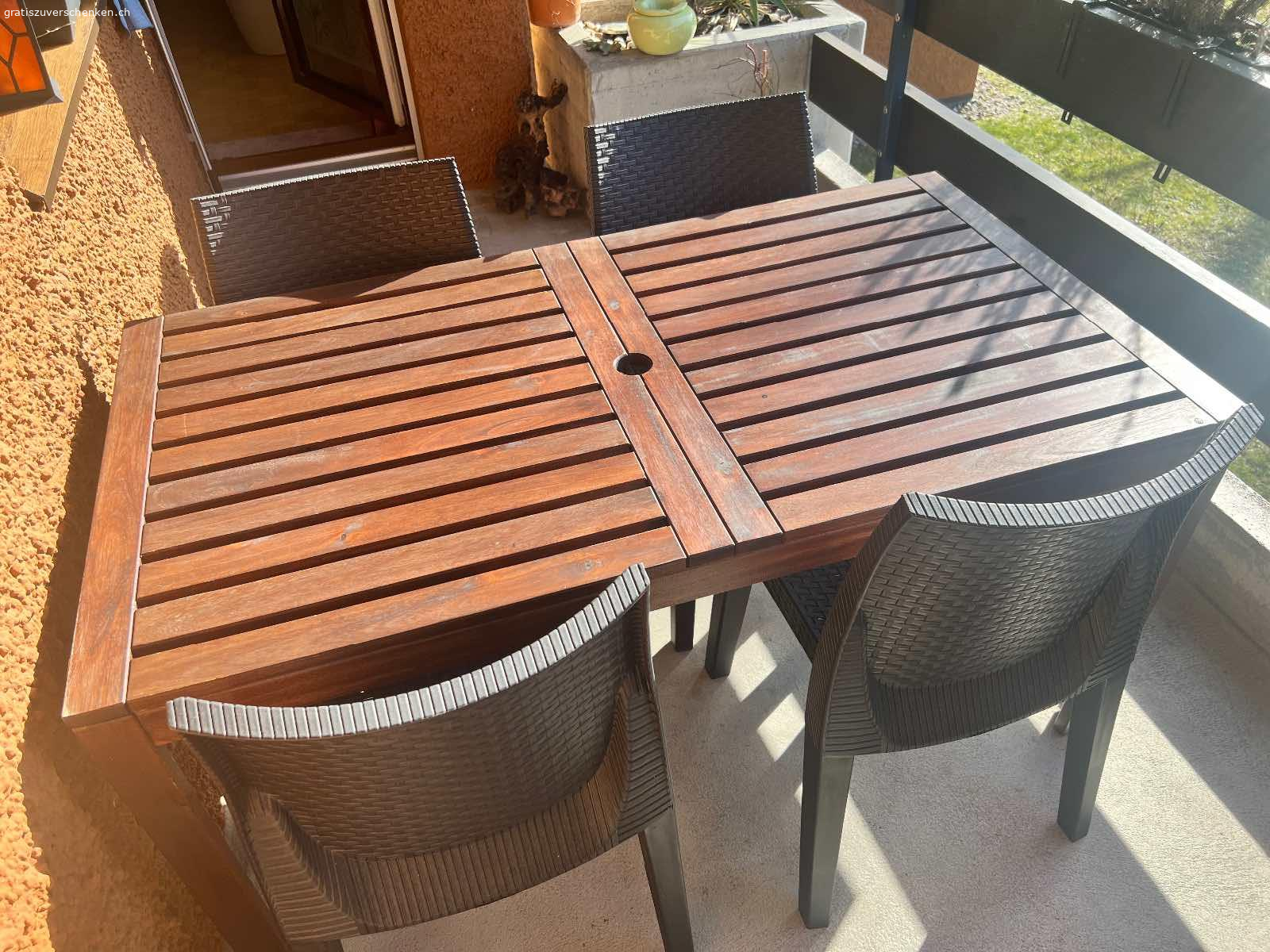 Gartentisch zu verschenken Garten & Handwerk Gratis zu verschenken