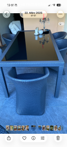 Gartentisch. Rattantisch mit 6 Stühlen zum verschenken, 
200cm  100cm 
Glas Tisch gebraucht aber sehr gut Zustand