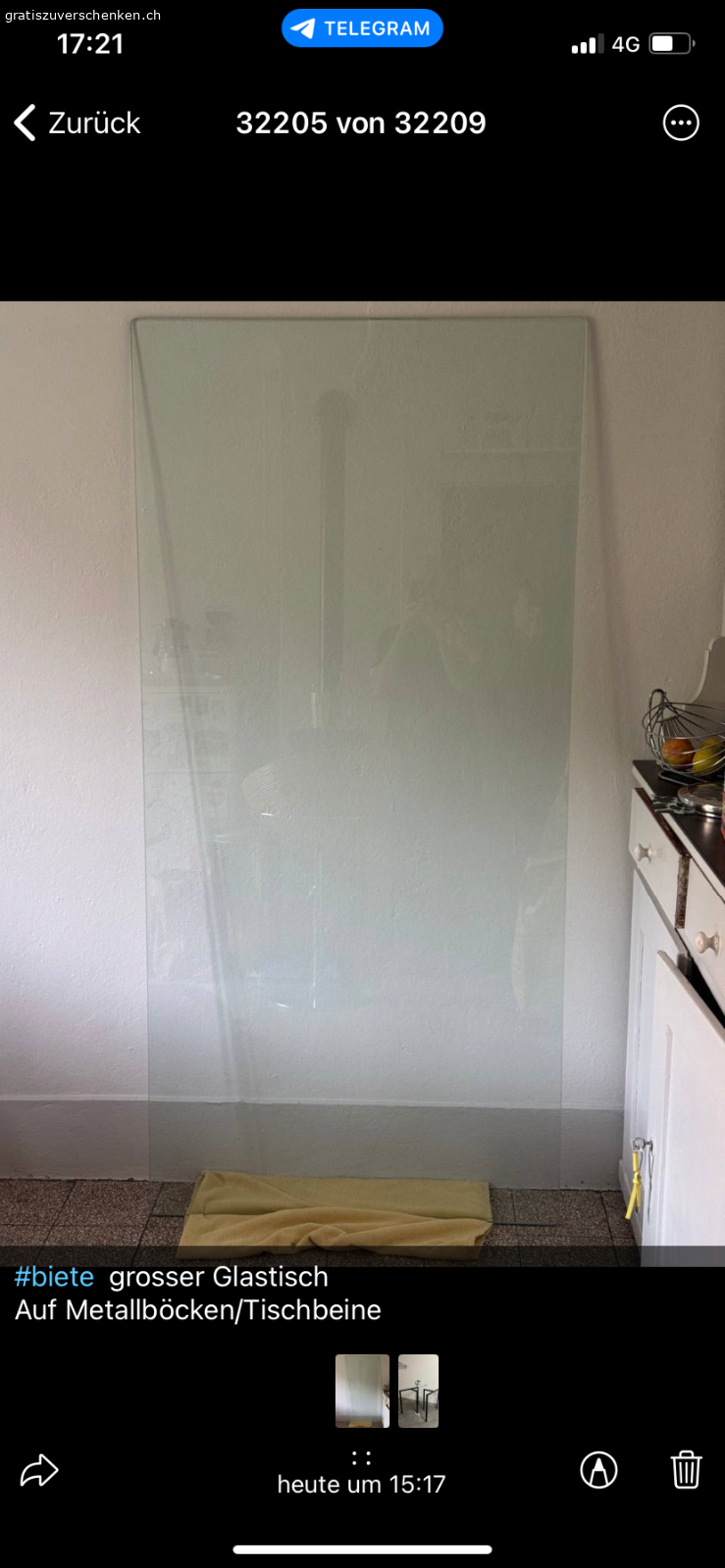 Grosser, moderner Glastisch—minimalistisch—mit Metallböckli. Glasplatte 90x1.90 (schwer!)

3006 Bern