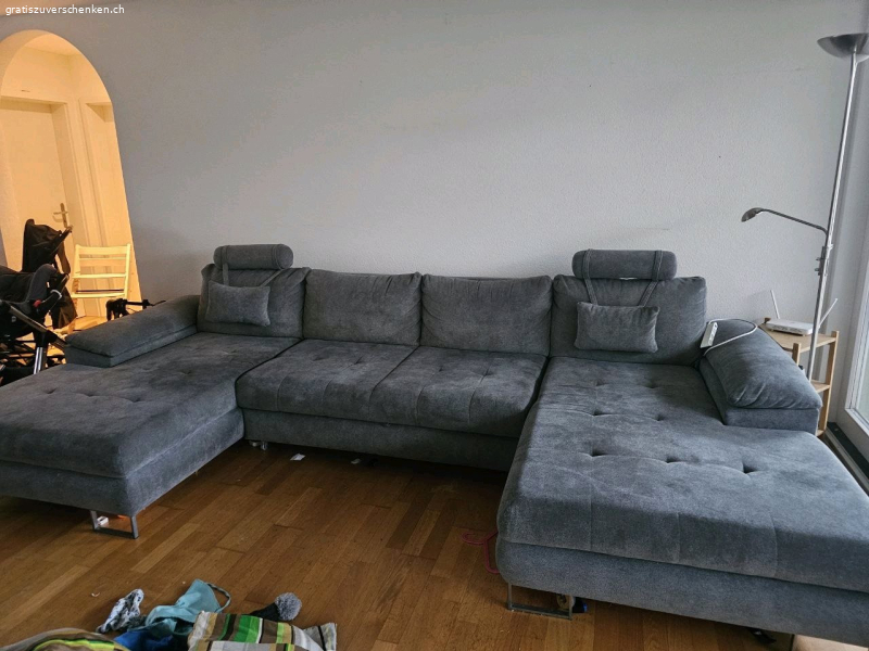 Grosses U-Sofa zu verschenken