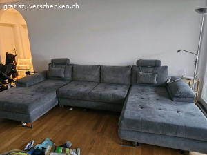 Grosses U-Sofa zu verschenken