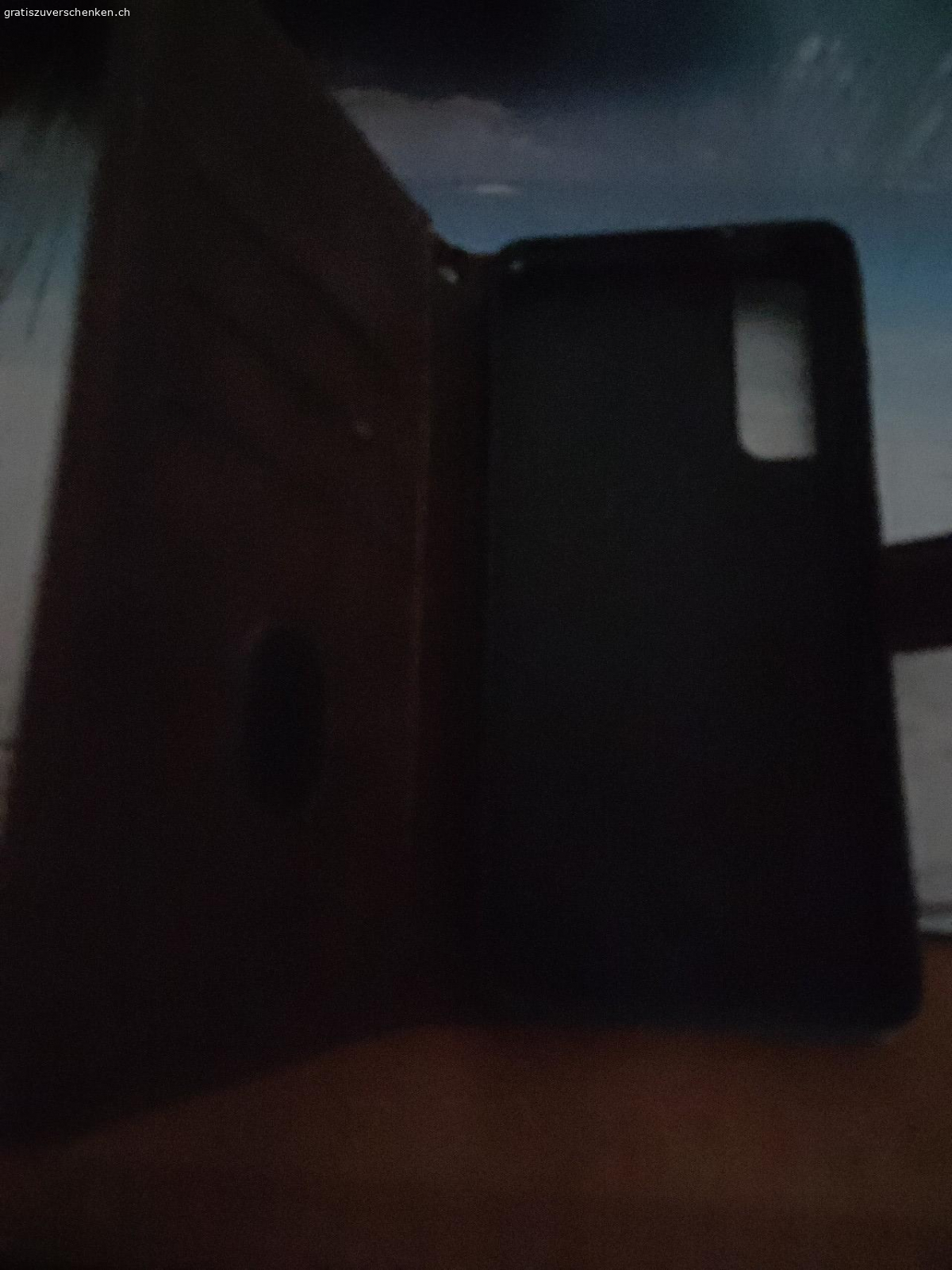 Handyhülle für SamsungS21fe5G. Ich verschwnke dise Hülle ist noch unbenutzt da ich ein neues Handy habe abzuholen in Sachseln oder gegen porto versenden