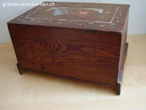 Holzkiste für Spielsachen