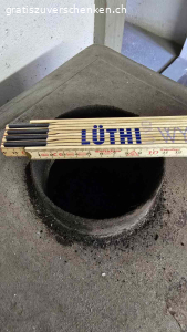 Holzofen. Holzofen gebraucht
Höhe 75 cm